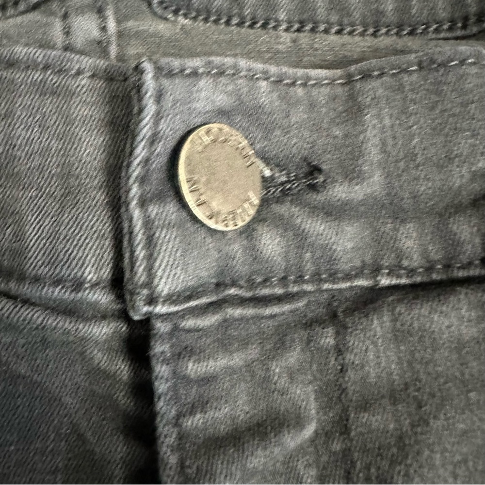 Modern America Jeans - Picture 9 of 11
